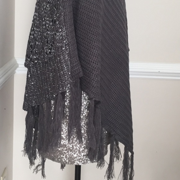 Gap Silver Sequin Mini - Picture 5 of 5